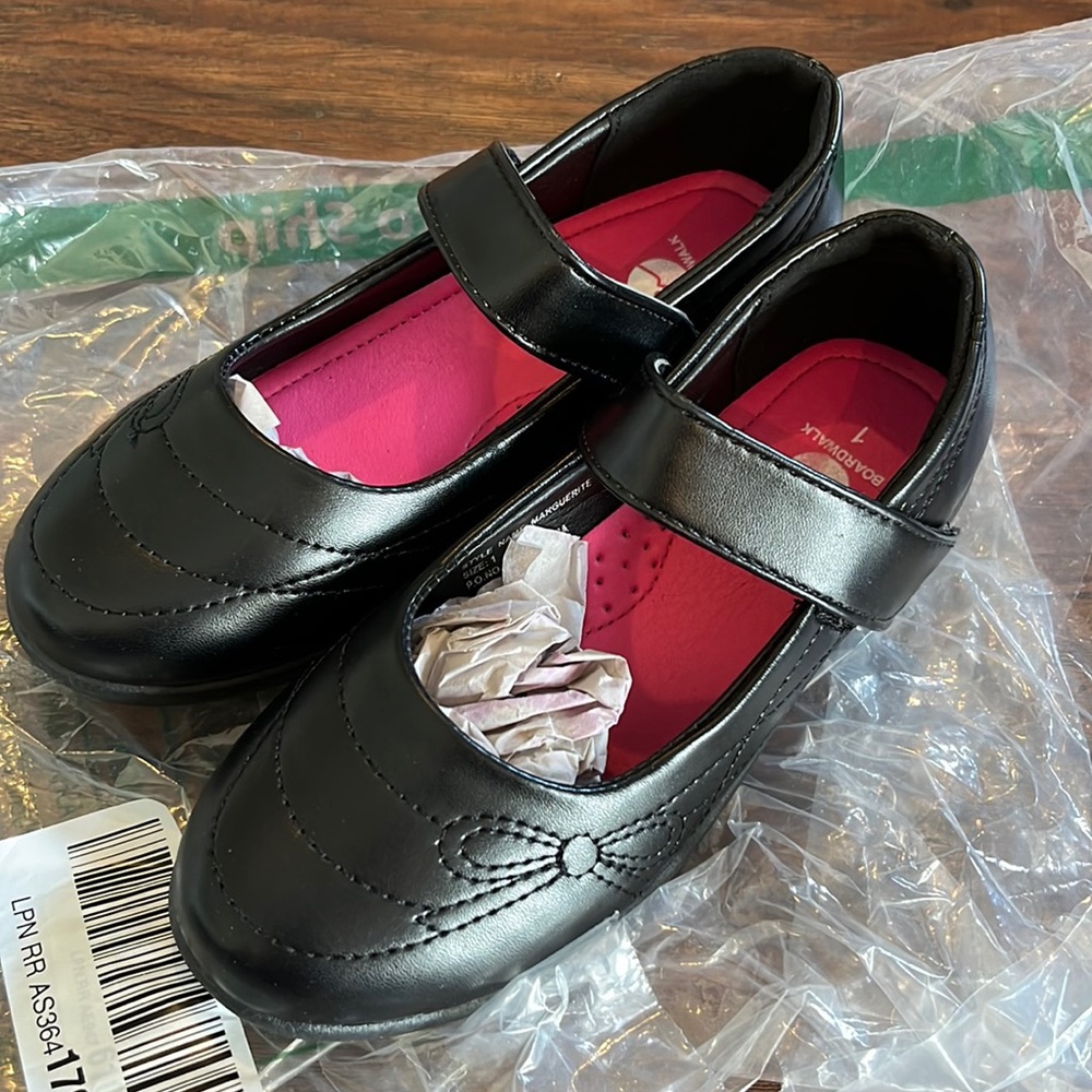 Girls Mary Jane type shoes